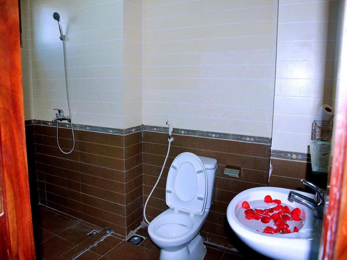 Queen 3 Hotel Nha Trang Bagian luar foto