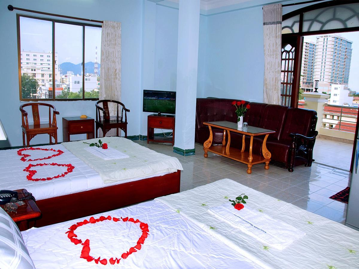 Queen 3 Hotel Nha Trang Bagian luar foto